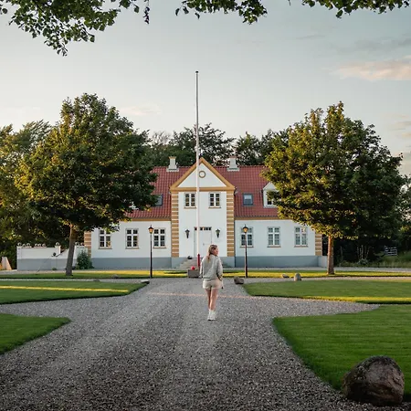 Bramslevgaard Hotell 3*