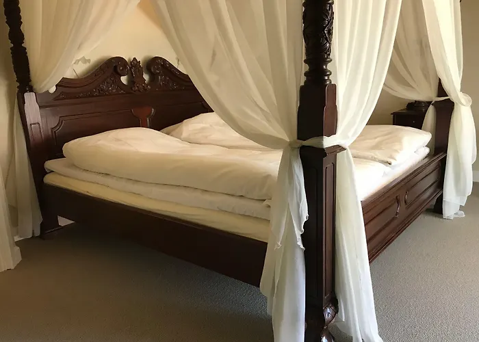 Hotel Bramslevgaard 3*